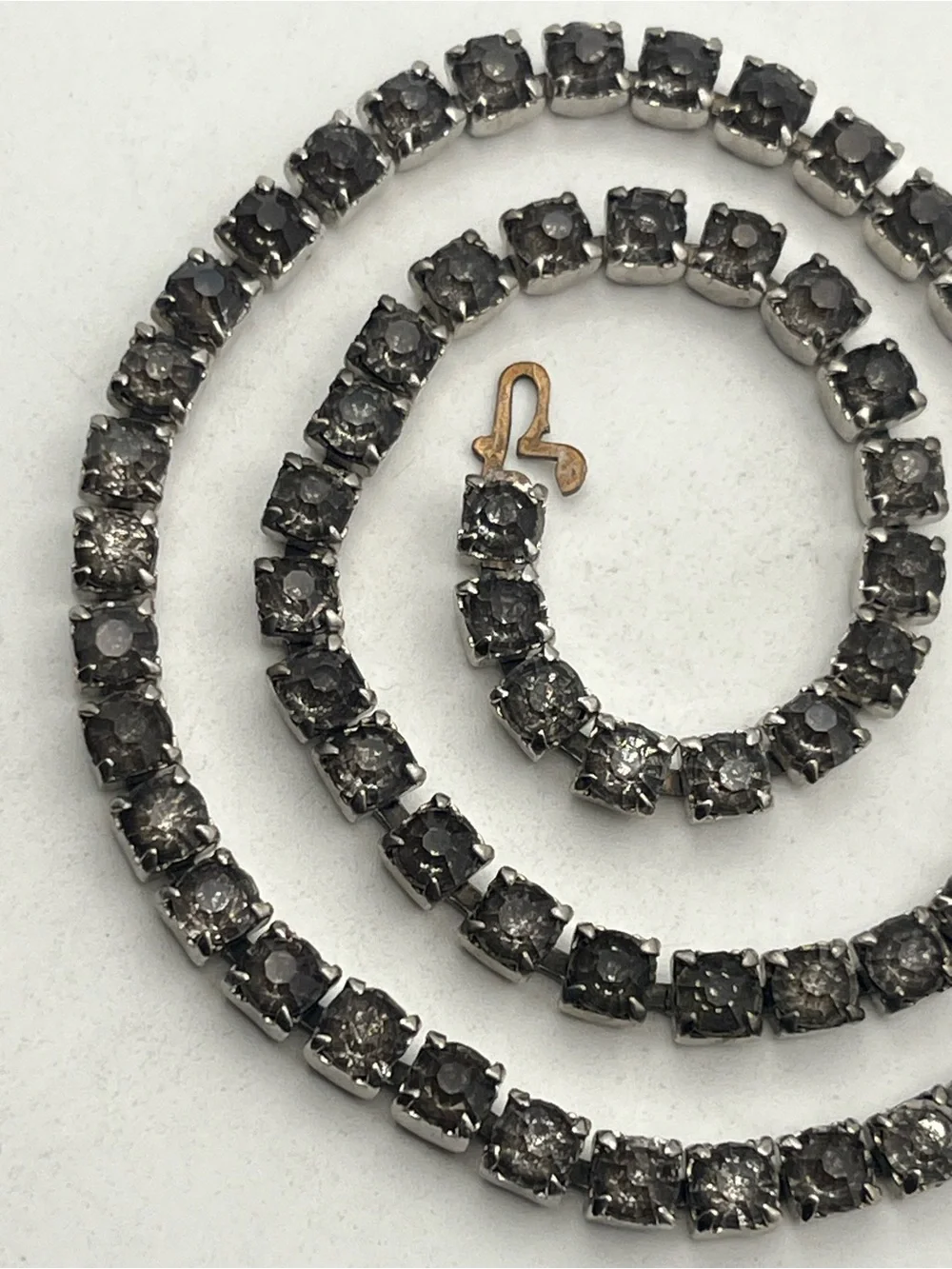 Grey rhinestones silver tone tennis necklace vintage sparkly